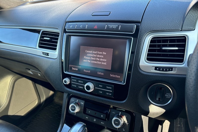 2017 (67) VOLKSWAGEN TOUAREG 3.0 V6 TDI BMT 262 R-Line Plus 5dr Tip Auto 3514982