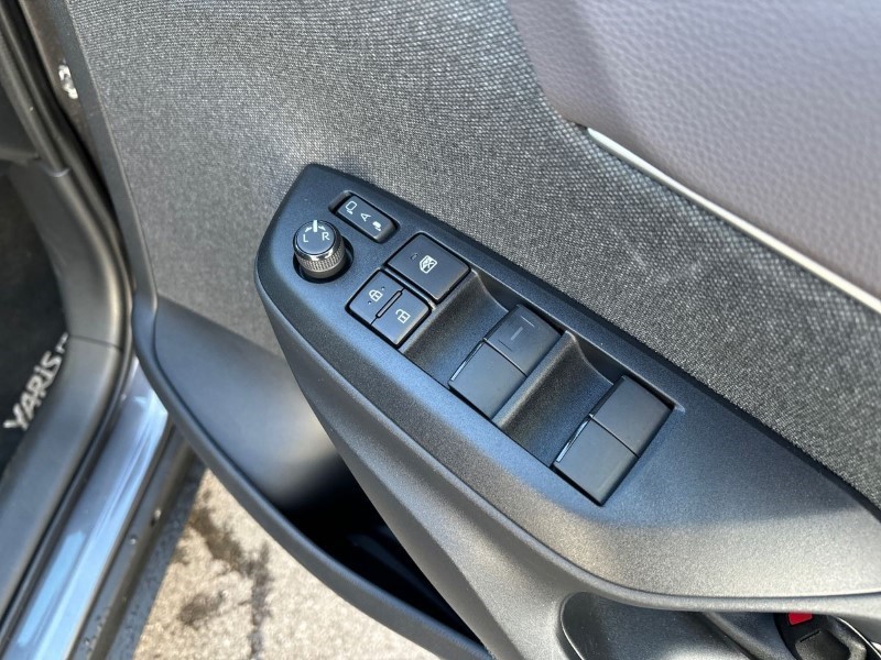 2022 (22) TOYOTA YARIS CROSS 1.5 Hybrid Excel 5dr CVT 3591252