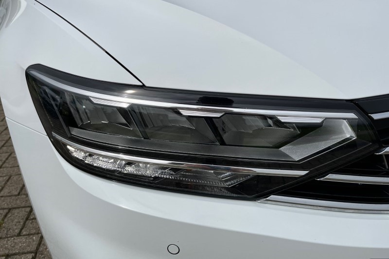 2021 (21) VOLKSWAGEN PASSAT 2.0 TDI EVO SCR R-Line 4dr DSG 3466689