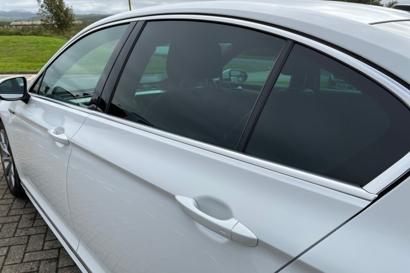 2021 (21) VOLKSWAGEN PASSAT 2.0 TDI EVO SCR R-Line 4dr DSG 3466687