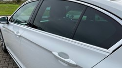 2021 (21) VOLKSWAGEN PASSAT 2.0 TDI EVO SCR R-Line 4dr DSG 3466687