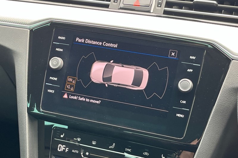 2021 (21) VOLKSWAGEN PASSAT 2.0 TDI EVO SCR R-Line 4dr DSG 3466674