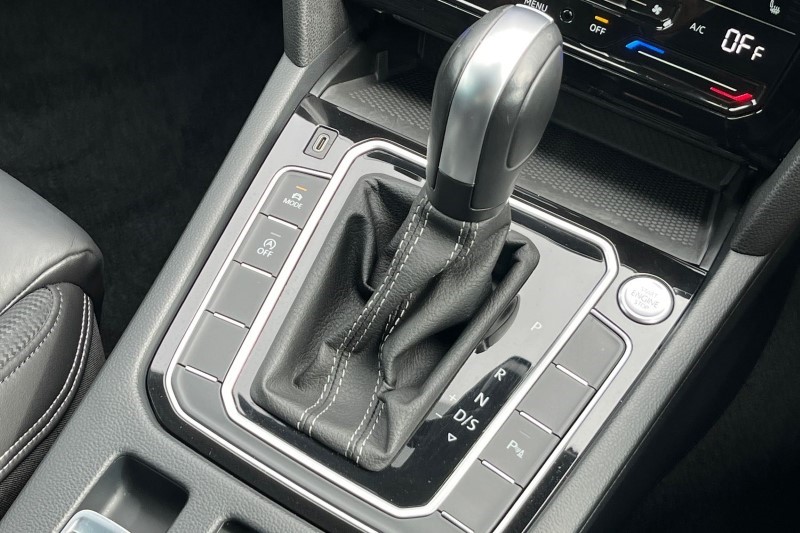 2021 (21) VOLKSWAGEN PASSAT 2.0 TDI EVO SCR R-Line 4dr DSG 3466680