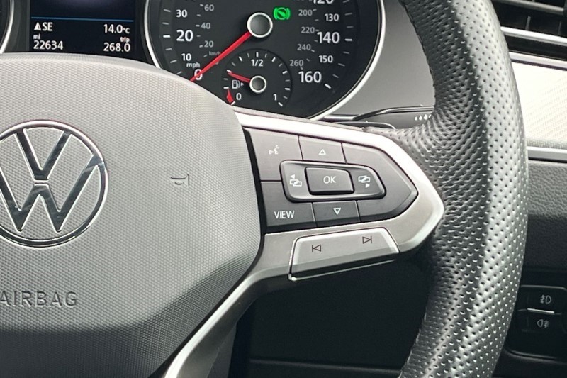 2021 (21) VOLKSWAGEN PASSAT 2.0 TDI EVO SCR R-Line 4dr DSG 3466669