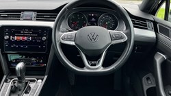 2021 (21) VOLKSWAGEN PASSAT 2.0 TDI EVO SCR R-Line 5dr DSG 3472753