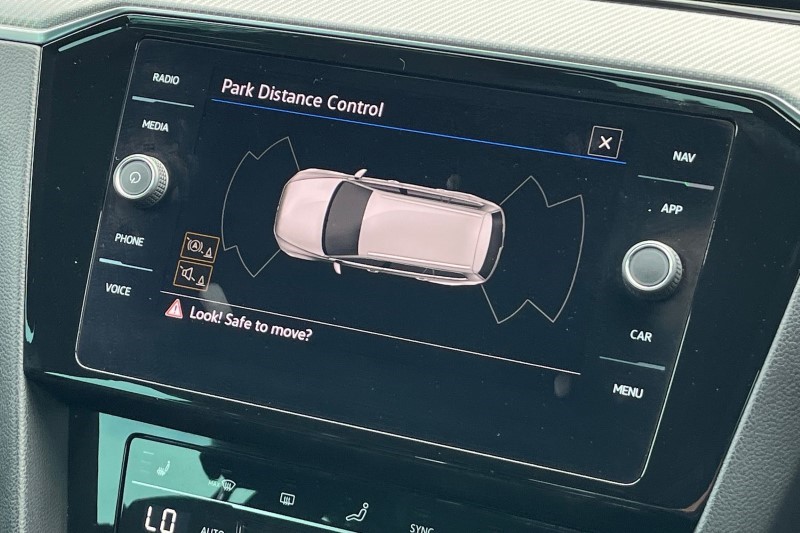 2021 (21) VOLKSWAGEN PASSAT 2.0 TDI EVO SCR R-Line 5dr DSG 3472760