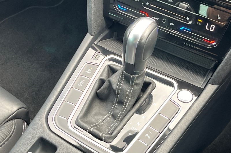 2021 (21) VOLKSWAGEN PASSAT 2.0 TDI EVO SCR R-Line 5dr DSG 3472766