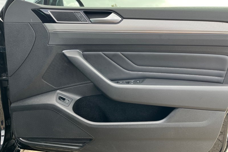 2021 (21) VOLKSWAGEN PASSAT 2.0 TDI EVO SCR R-Line 5dr DSG 3472747