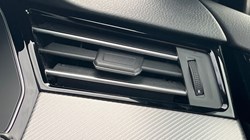 2021 (21) VOLKSWAGEN PASSAT 2.0 TDI EVO SCR R-Line 5dr DSG 3472765