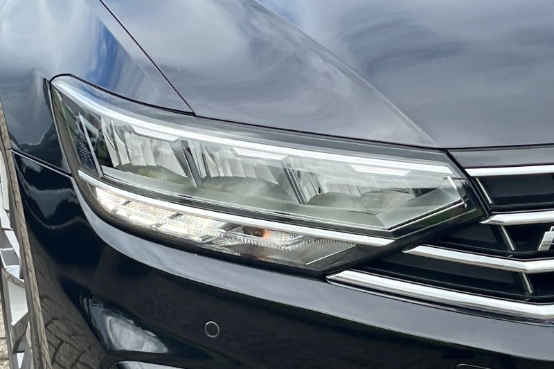 2021 (21) VOLKSWAGEN PASSAT 2.0 TDI EVO SCR R-Line 5dr DSG 3472775