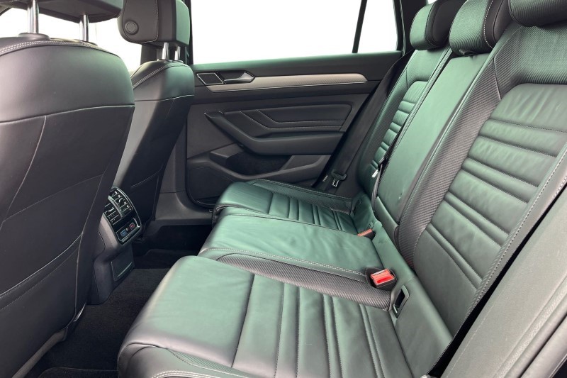 2021 (21) VOLKSWAGEN PASSAT 2.0 TDI EVO SCR R-Line 5dr DSG 3472740