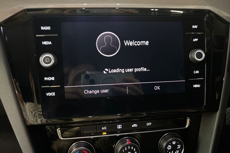 2021 (21) VOLKSWAGEN PASSAT 2.0 TDI EVO SCR SE Nav 4dr 3450452
