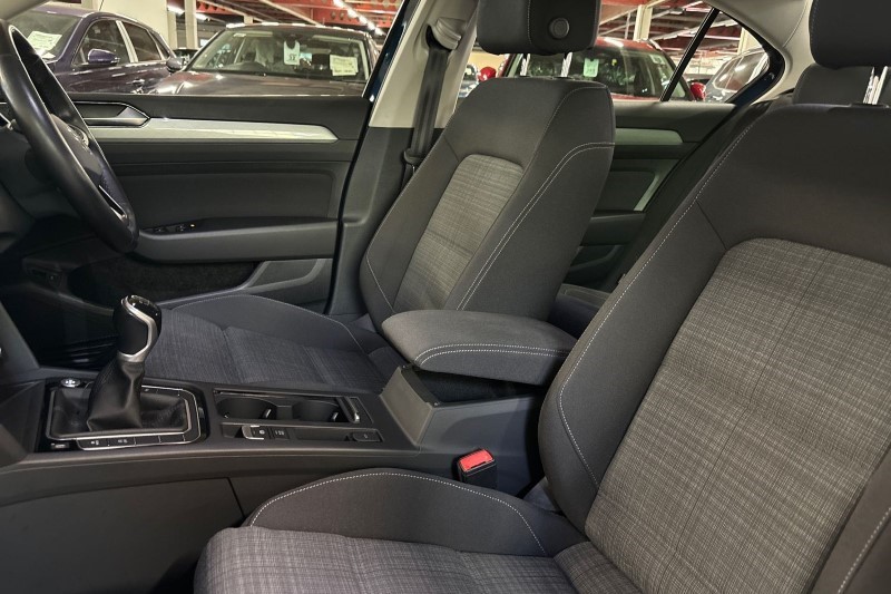 2021 (21) VOLKSWAGEN PASSAT 2.0 TDI EVO SCR SE Nav 4dr 3450458