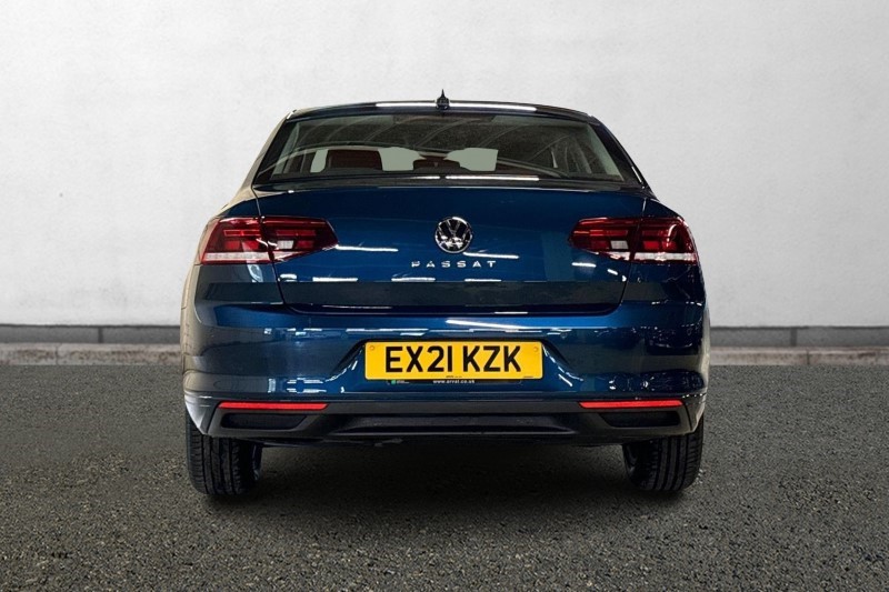 2021 (21) VOLKSWAGEN PASSAT 2.0 TDI EVO SCR SE Nav 4dr 3450438