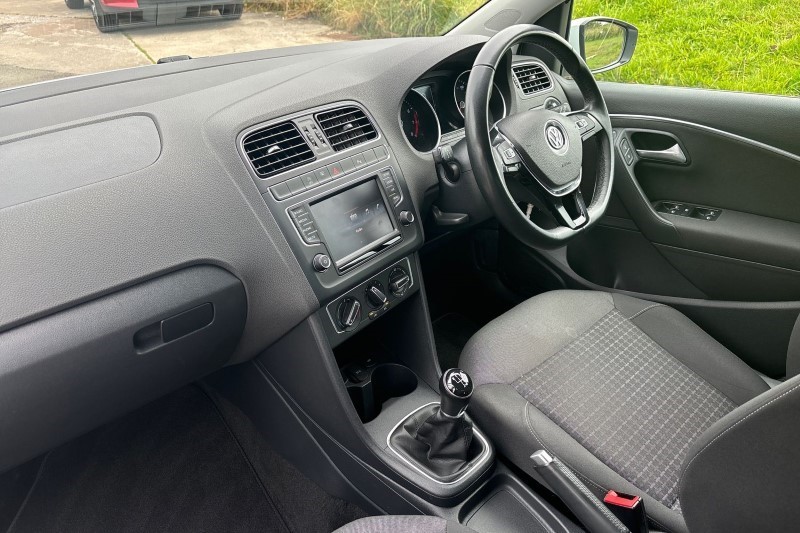 2016 (16) VOLKSWAGEN POLO 1.2 TSI Match 5dr 3476382