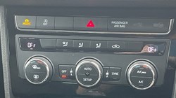 2018 (18) SEAT LEON 1.4 TSI 125 FR Technology 5dr 3467463