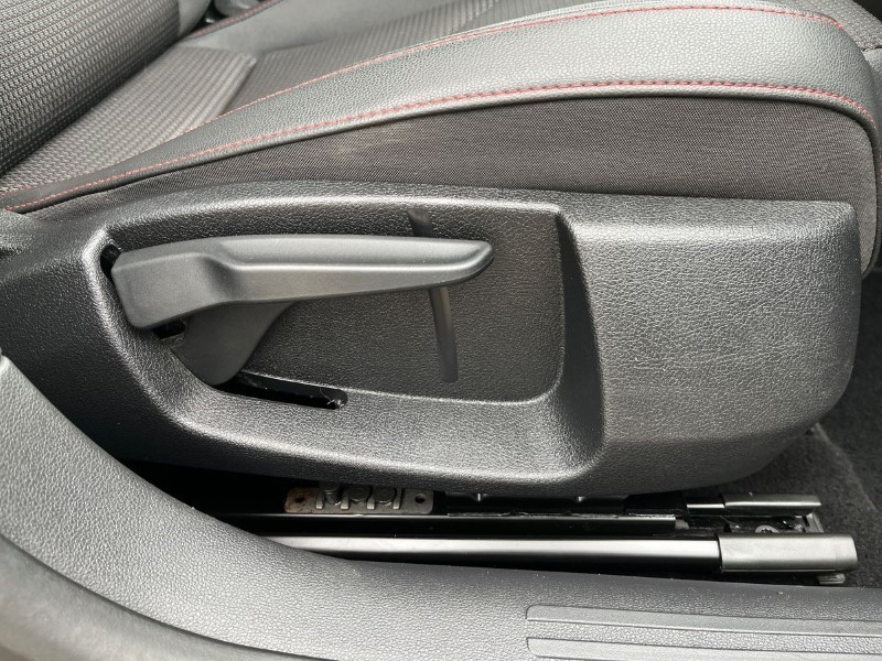 2018 (18) SEAT LEON 1.4 TSI 125 FR Technology 5dr 3467452