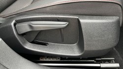 2018 (18) SEAT LEON 1.4 TSI 125 FR Technology 5dr 3467452