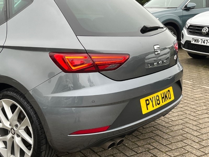2018 (18) SEAT LEON 1.4 TSI 125 FR Technology 5dr 3467477