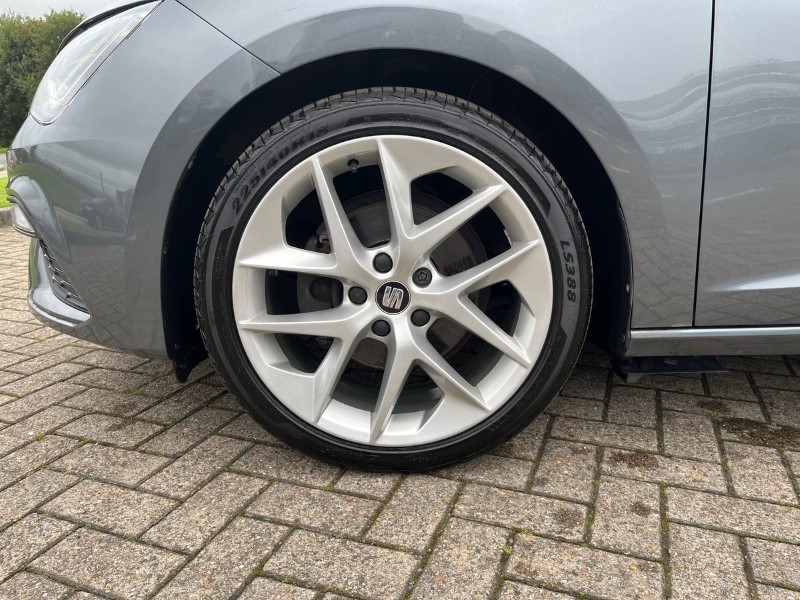 2018 (18) SEAT LEON 1.4 TSI 125 FR Technology 5dr 3467446