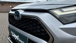 2022 (72) TOYOTA RAV4 2.5 PHEV Design 5dr CVT 3455626