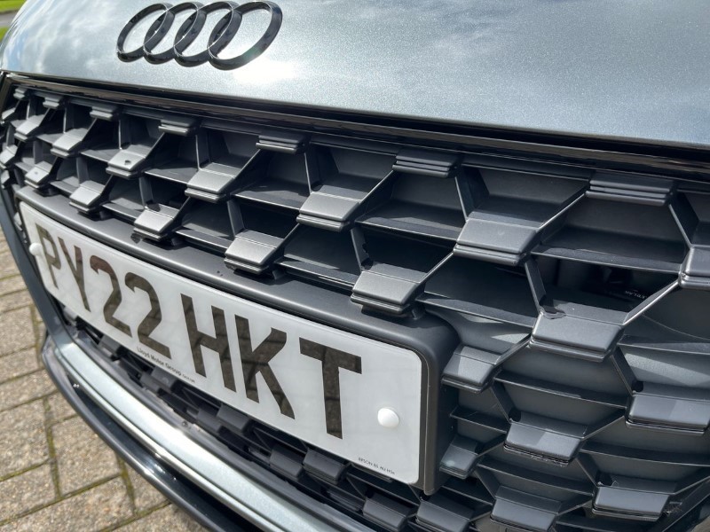 2022 (22) AUDI TT 40 TFSI Black Edition 2dr S Tronic 3471631