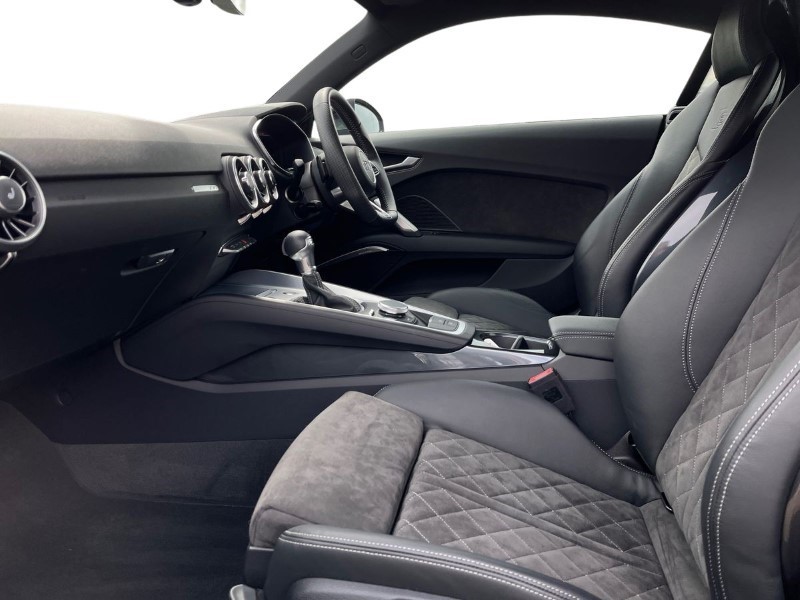 2022 (22) AUDI TT 40 TFSI Black Edition 2dr S Tronic 3471597