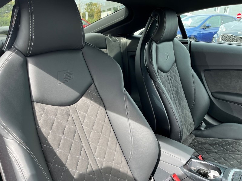 2022 (22) AUDI TT 40 TFSI Black Edition 2dr S Tronic 3471610