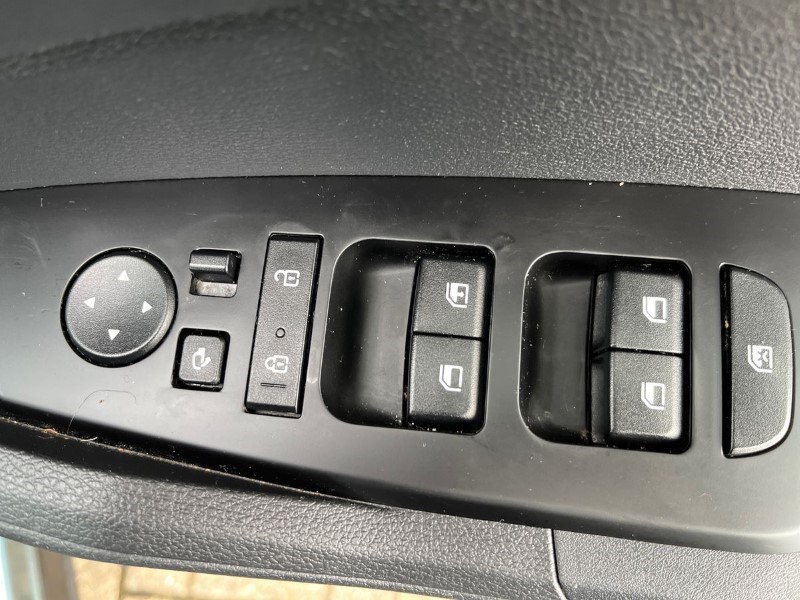 2023 (23) KIA SPORTAGE 1.6T GDi ISG 2 5dr 3471430