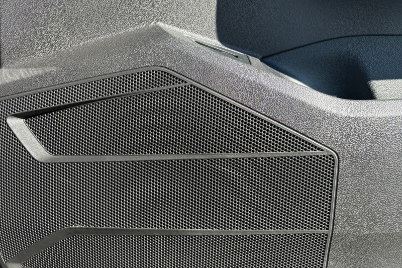 2019 (19) VOLKSWAGEN TOUAREG 3.0 V6 TDI 4Motion R-Line 5dr Tip Auto 3514821