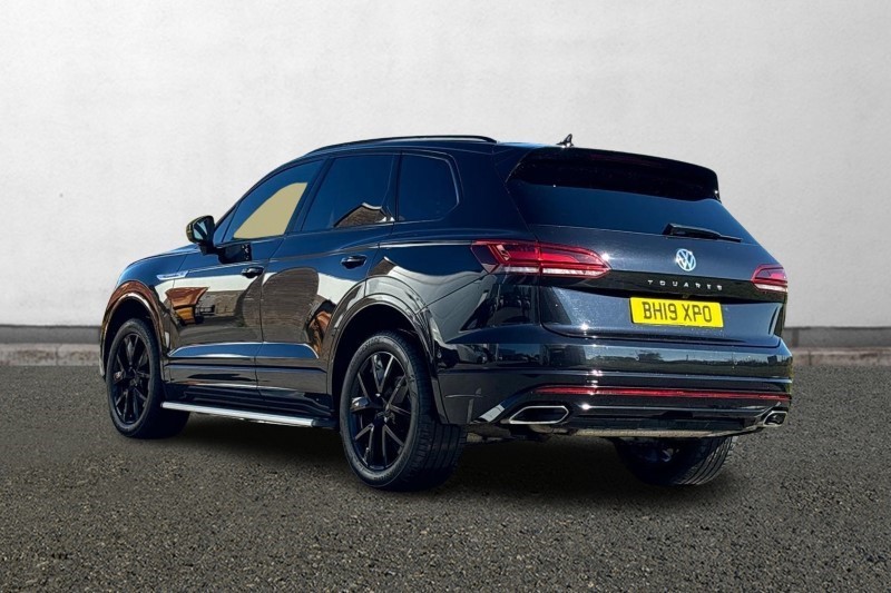 2019 (19) VOLKSWAGEN TOUAREG 3.0 V6 TDI 4Motion R-Line 5dr Tip Auto 3514811