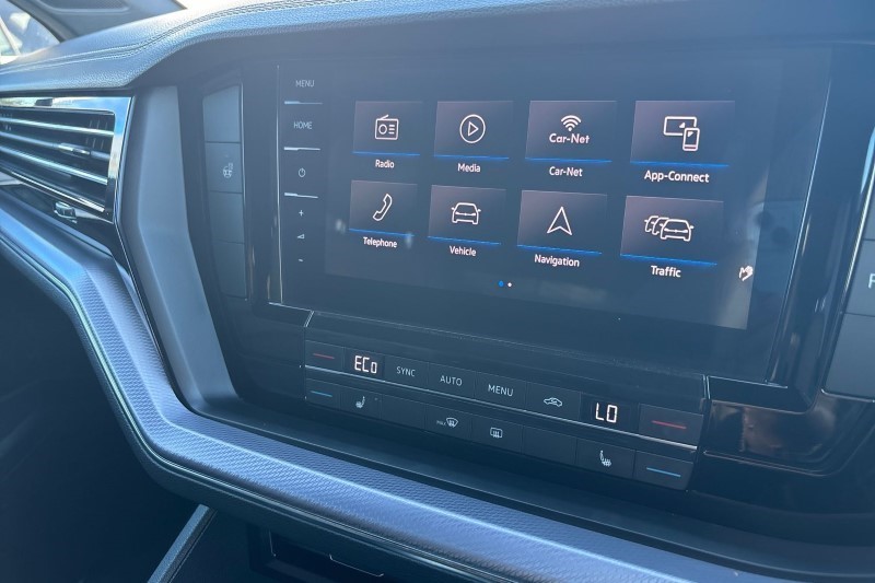 2019 (19) VOLKSWAGEN TOUAREG 3.0 V6 TDI 4Motion R-Line 5dr Tip Auto 3514829