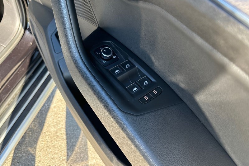 2019 (19) VOLKSWAGEN TOUAREG 3.0 V6 TDI 4Motion R-Line 5dr Tip Auto 3514822