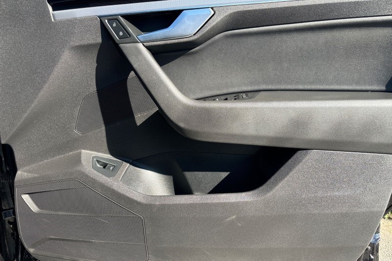 2019 (19) VOLKSWAGEN TOUAREG 3.0 V6 TDI 4Motion R-Line 5dr Tip Auto 3514820