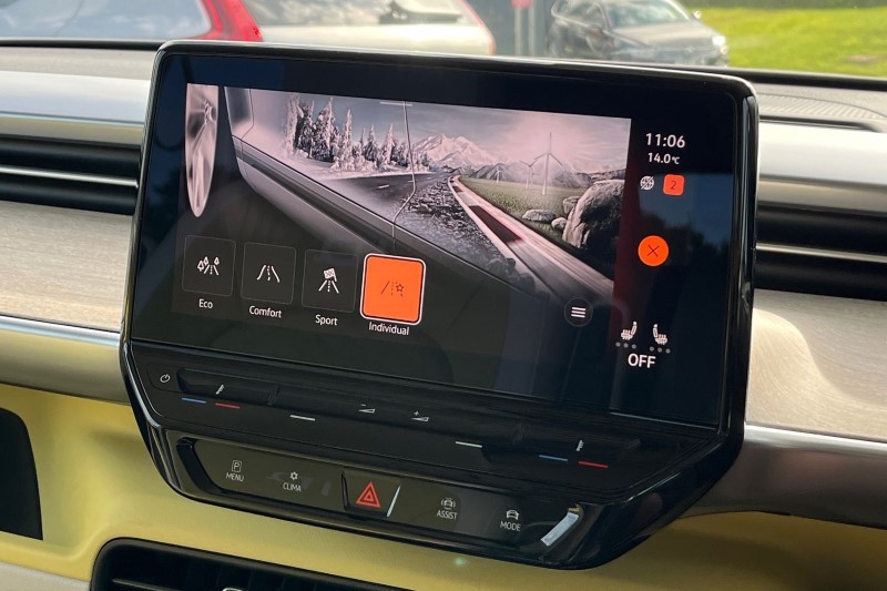 2023 (73) VOLKSWAGEN ID. BUZZ 150kW Life Pro 77kWh 5dr Auto 3505125