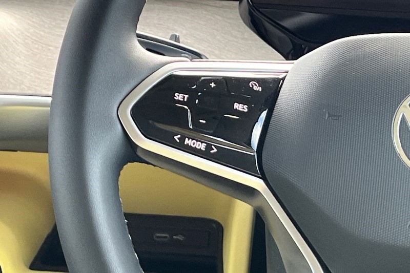 2023 (73) VOLKSWAGEN ID. BUZZ 150kW Life Pro 77kWh 5dr Auto 3505116