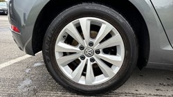2017 (17) VOLKSWAGEN GOLF 1.4 TSI SE 5dr 3537572