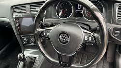 2017 (17) VOLKSWAGEN GOLF 1.4 TSI SE 5dr 3537574