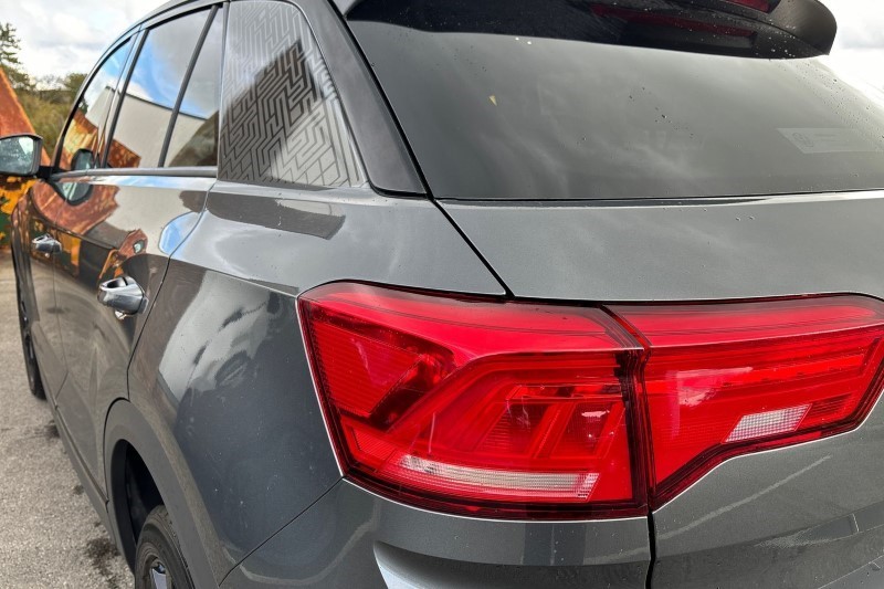 2022 (71) VOLKSWAGEN T-ROC 1.0 TSI 110 Black Edition 5dr 3537086