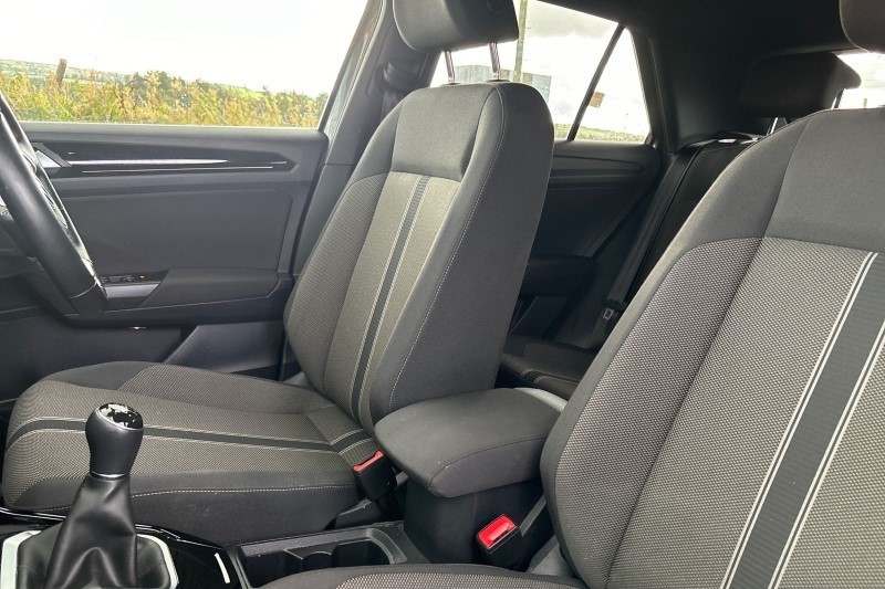 2022 (71) VOLKSWAGEN T-ROC 1.0 TSI 110 Black Edition 5dr 3537078