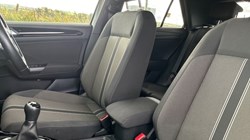 2022 (71) VOLKSWAGEN T-ROC 1.0 TSI 110 Black Edition 5dr 3537078