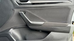 2022 (71) VOLKSWAGEN T-ROC 1.0 TSI 110 Black Edition 5dr 3537064