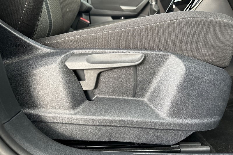 2022 (71) VOLKSWAGEN T-ROC 1.0 TSI 110 Black Edition 5dr 3537067