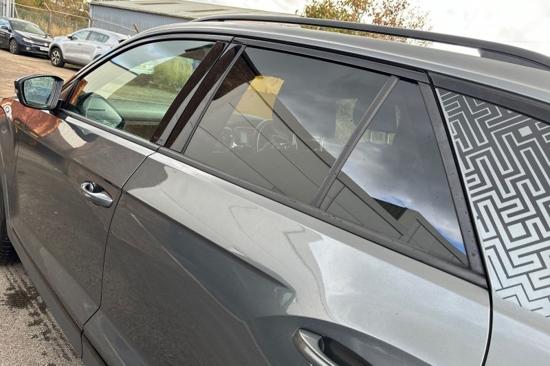 2022 (71) VOLKSWAGEN T-ROC 1.0 TSI 110 Black Edition 5dr 3537081