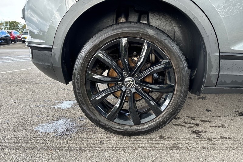 2022 (71) VOLKSWAGEN T-ROC 1.0 TSI 110 Black Edition 5dr 3537061