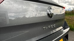 2022 (71) VOLKSWAGEN T-ROC 1.0 TSI 110 Black Edition 5dr 3537088