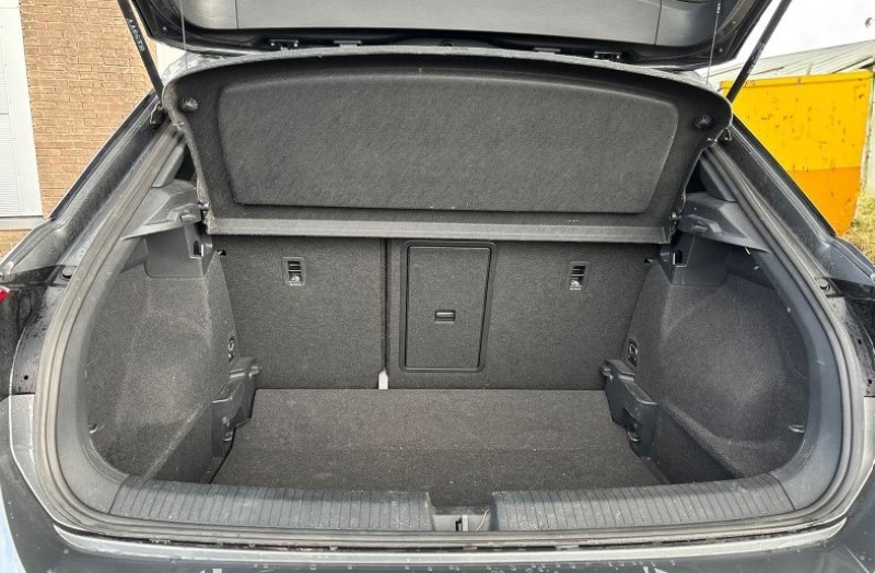 2022 (71) VOLKSWAGEN T-ROC 1.0 TSI 110 Black Edition 5dr 3537080