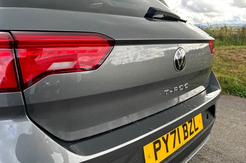 2022 (71) VOLKSWAGEN T-ROC 1.0 TSI 110 Black Edition 5dr 3537087