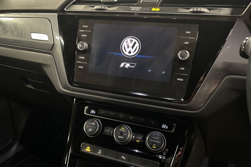 2017 (67) VOLKSWAGEN TOURAN 1.4 TSI R-Line 5dr 3554680
