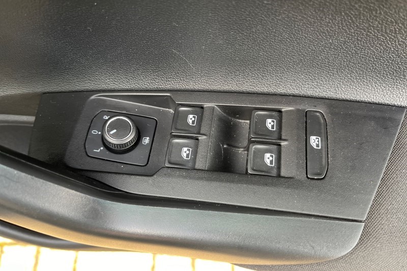 2021 (21) VOLKSWAGEN POLO 1.0 TSI 95 Match 5dr 3578578